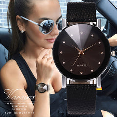 Vansvar Simple Women Watch Luxury Brand Casual Simple Quartz Clock For Women Leather Strap Wrist Watch Relogio Masculino D30